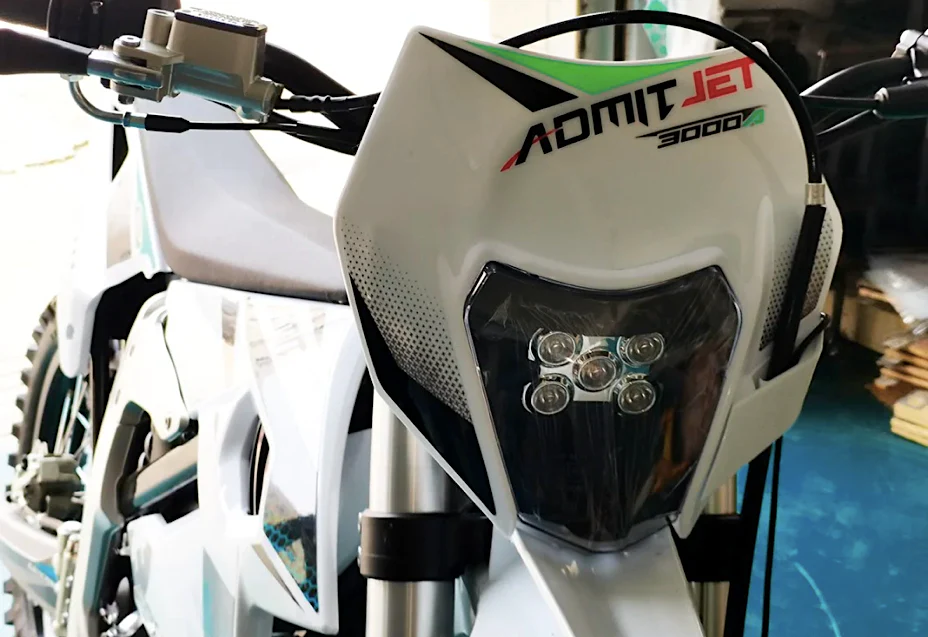admitjet20kw8